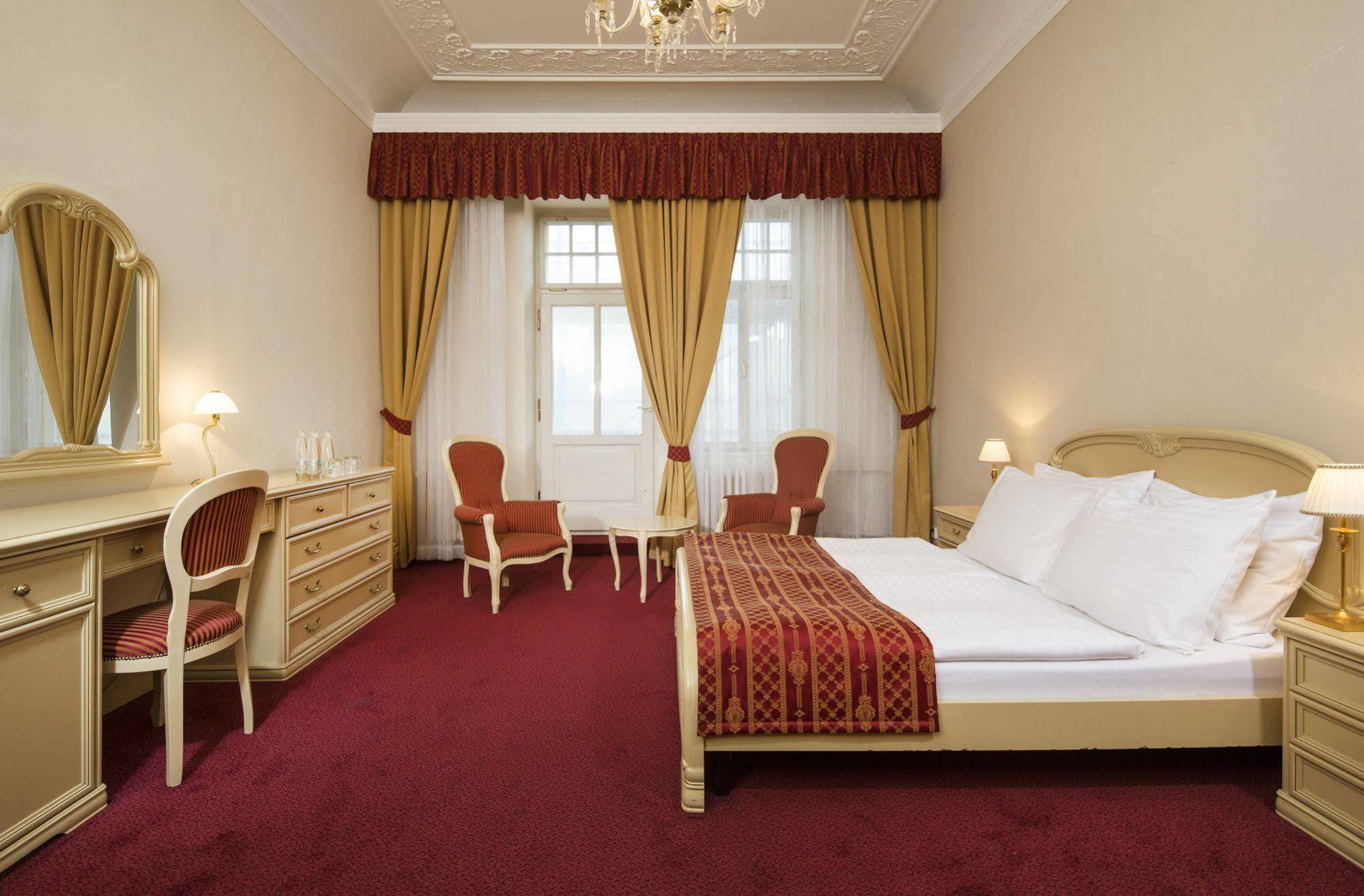 OREA Spa Hotel Palace Zvon Mariánské Lázně Esterno foto